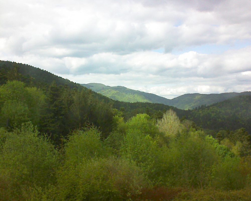 Le petit ballon vu depuis le Domaine Langmatt à Murbach le 26.04.2018 à 17:00 Le petit ballon (Alsace, Vosges) le 26.04.2018 à 17:00