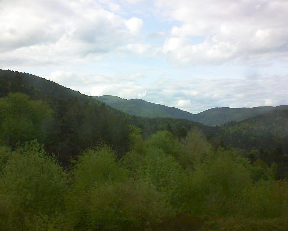 Le petit ballon vu depuis le Domaine Langmatt à Murbach le 26.04.2018 à 18:15 Le petit ballon (Alsace, Vosges) le 26.04.2018 à 18:15