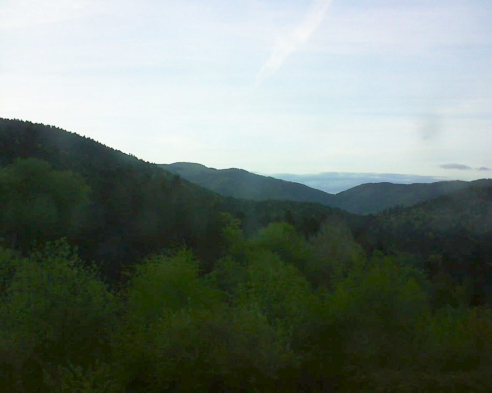 Le petit ballon vu depuis le Domaine Langmatt à Murbach le 26.04.2018 à 20:15 Le petit ballon (Alsace, Vosges) le 26.04.2018 à 20:15
