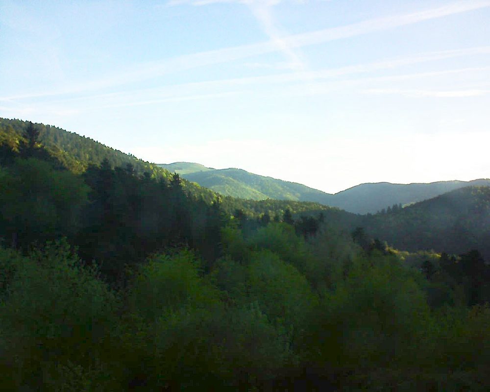 Le petit ballon vu depuis le Domaine Langmatt à Murbach le 27.04.2018 à 07:15 Le petit ballon (Alsace, Vosges) le 27.04.2018 à 07:15