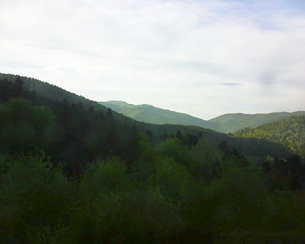 Le petit ballon vu depuis le Domaine Langmatt à Murbach le 27.04.2018 à 19:00 Le petit ballon (Alsace, Vosges) le 27.04.2018 à 19:00