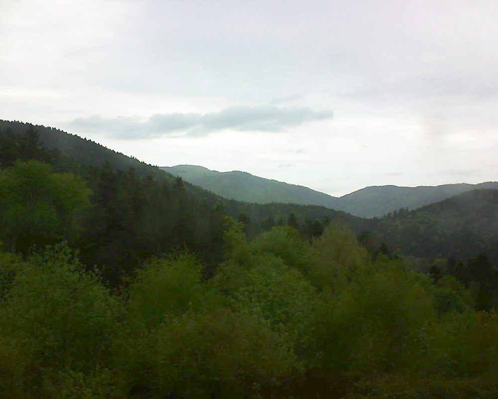 Le petit ballon vu depuis le Domaine Langmatt à Murbach le 28.04.2018 à 09:30 Le petit ballon (Alsace, Vosges) le 28.04.2018 à 09:30
