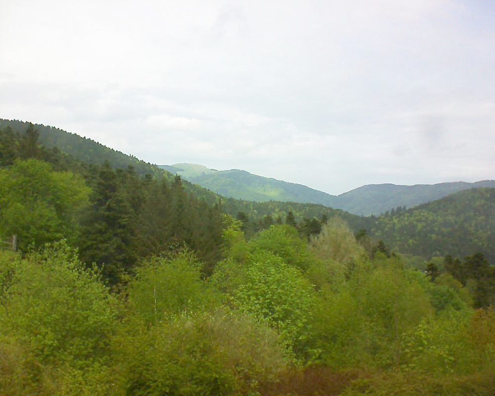 Le petit ballon vu depuis le Domaine Langmatt à Murbach le 28.04.2018 à 13:30 Le petit ballon (Alsace, Vosges) le 28.04.2018 à 13:30