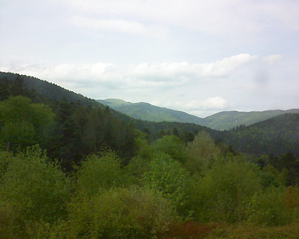 Le petit ballon vu depuis le Domaine Langmatt à Murbach le 28.04.2018 à 16:30 Le petit ballon (Alsace, Vosges) le 28.04.2018 à 16:30