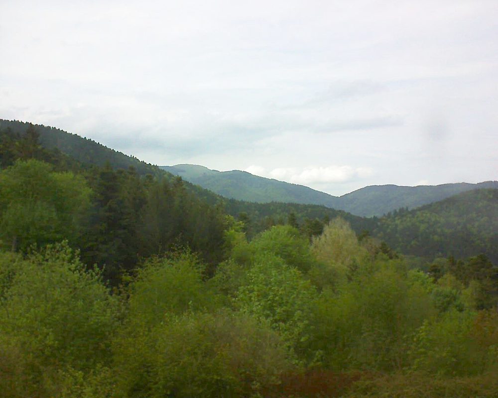 Le petit ballon vu depuis le Domaine Langmatt à Murbach le 28.04.2018 à 16:45 Le petit ballon (Alsace, Vosges) le 28.04.2018 à 16:45