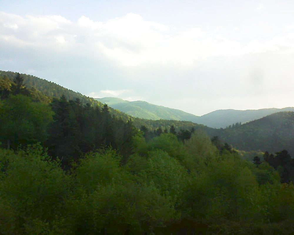 Le petit ballon vu depuis le Domaine Langmatt à Murbach le 29.04.2018 à 07:15 Le petit ballon (Alsace, Vosges) le 29.04.2018 à 07:15