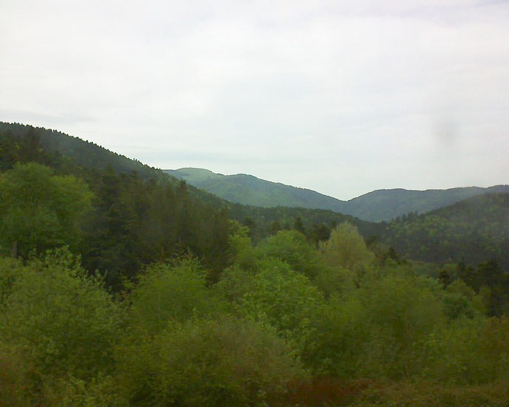 Le petit ballon vu depuis le Domaine Langmatt à Murbach le 29.04.2018 à 16:45 Le petit ballon (Alsace, Vosges) le 29.04.2018 à 16:45