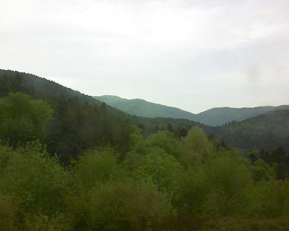 Le petit ballon vu depuis le Domaine Langmatt à Murbach le 29.04.2018 à 18:15 Le petit ballon (Alsace, Vosges) le 29.04.2018 à 18:15