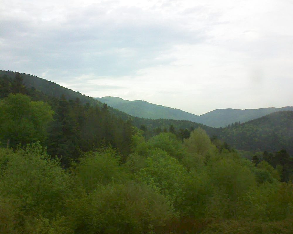 Le petit ballon vu depuis le Domaine Langmatt à Murbach le 29.04.2018 à 19:30 Le petit ballon (Alsace, Vosges) le 29.04.2018 à 19:30