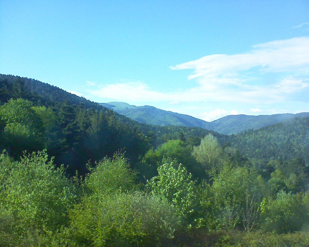 Le petit ballon vu depuis le Domaine Langmatt à Murbach le 30.04.2018 à 18:00 Le petit ballon (Alsace, Vosges) le 30.04.2018 à 18:00