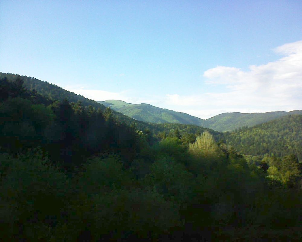 Le petit ballon vu depuis le Domaine Langmatt à Murbach le 30.04.2018 à 18:15 Le petit ballon (Alsace, Vosges) le 30.04.2018 à 18:15