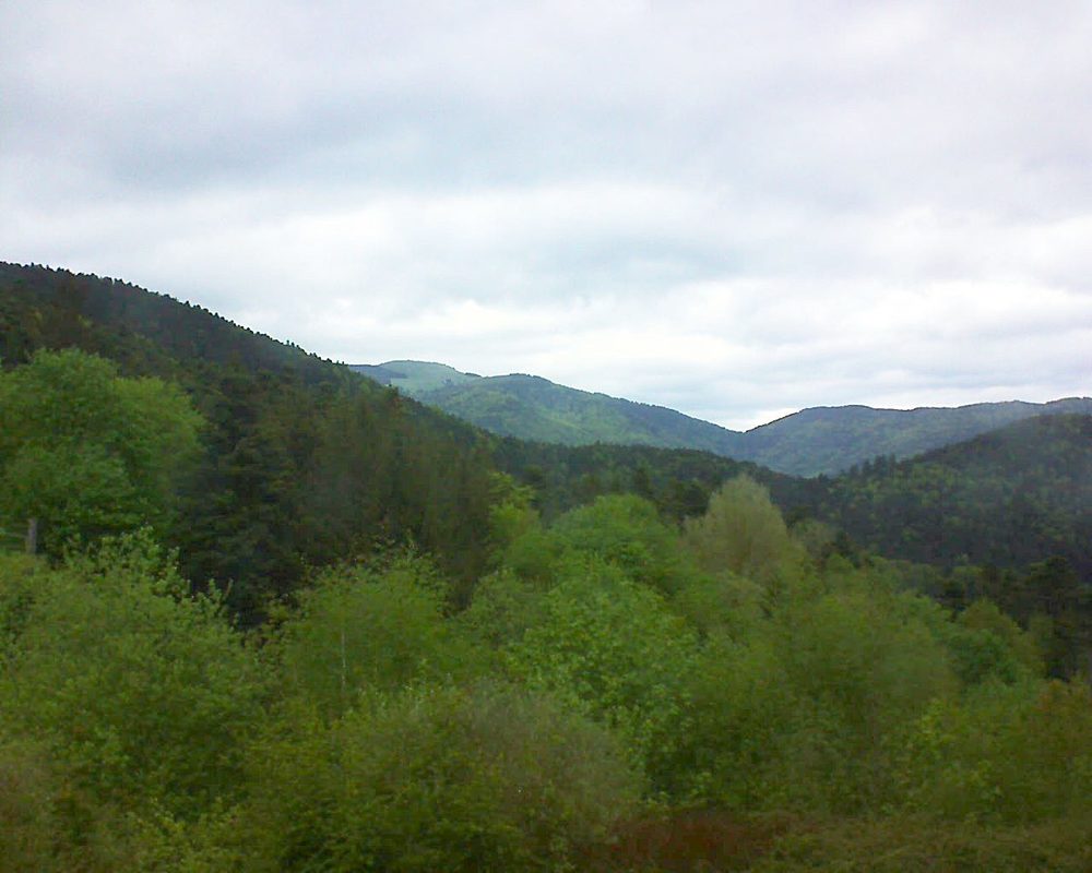 Le petit ballon vu depuis le Domaine Langmatt à Murbach le 01.05.2018 à 07:15 Le petit ballon (Alsace, Vosges) le 01.05.2018 à 07:15