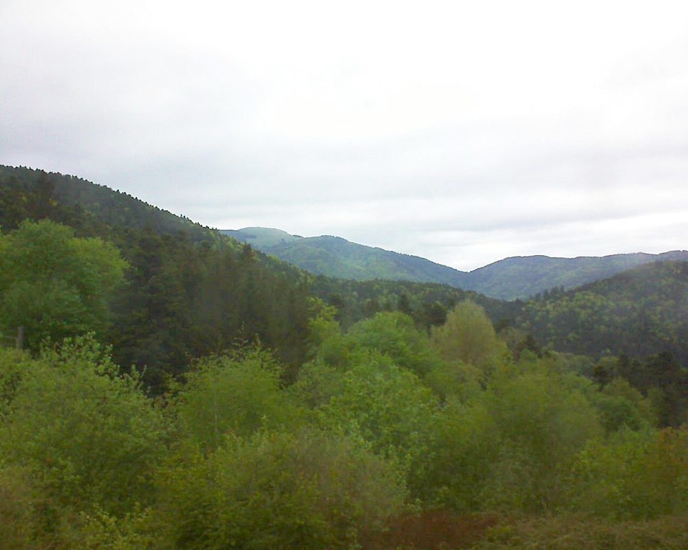 Le petit ballon vu depuis le Domaine Langmatt à Murbach le 01.05.2018 à 08:00 Le petit ballon (Alsace, Vosges) le 01.05.2018 à 08:00