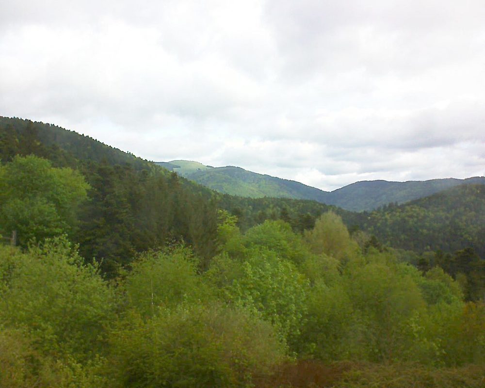 Le petit ballon vu depuis le Domaine Langmatt à Murbach le 01.05.2018 à 10:00 Le petit ballon (Alsace, Vosges) le 01.05.2018 à 10:00