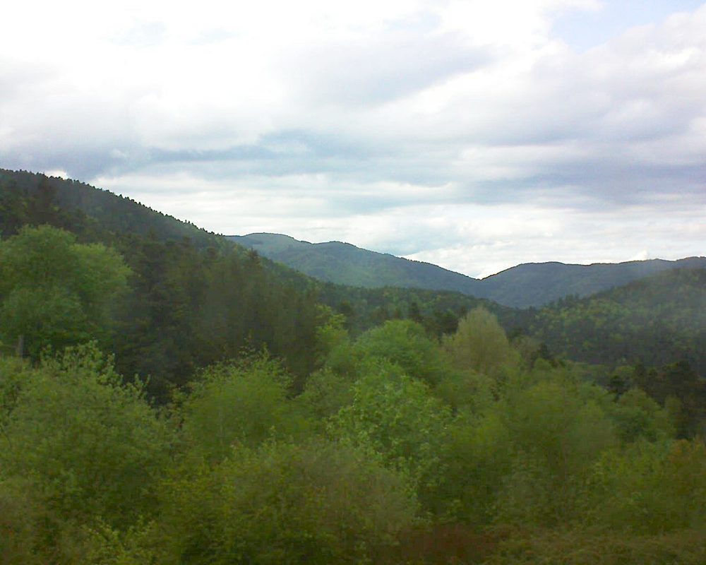 Le petit ballon vu depuis le Domaine Langmatt à Murbach le 01.05.2018 à 18:30 Le petit ballon (Alsace, Vosges) le 01.05.2018 à 18:30