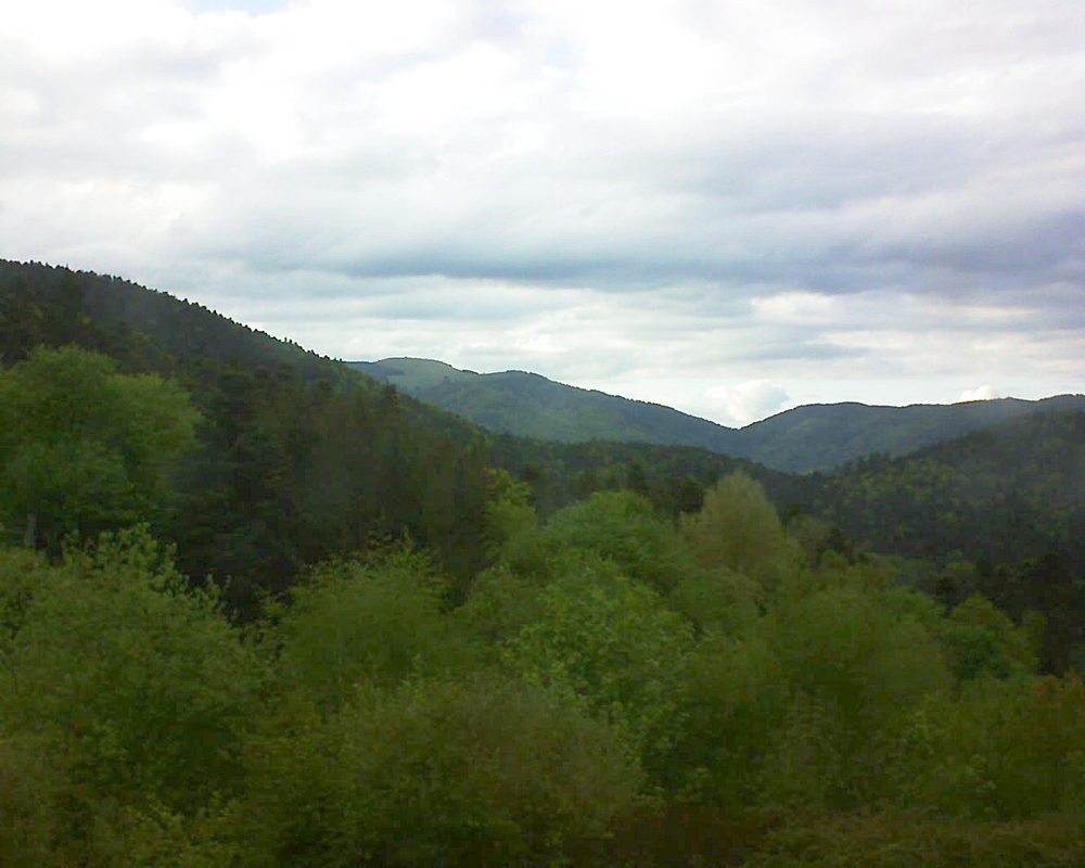 Le petit ballon vu depuis le Domaine Langmatt à Murbach le 01.05.2018 à 18:45 Le petit ballon (Alsace, Vosges) le 01.05.2018 à 18:45
