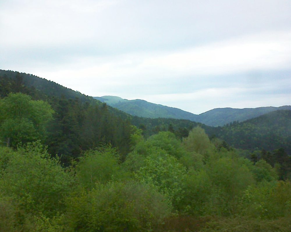 Le petit ballon vu depuis le Domaine Langmatt à Murbach le 02.05.2018 à 07:00 Le petit ballon (Alsace, Vosges) le 02.05.2018 à 07:00