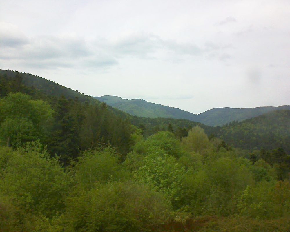 Le petit ballon vu depuis le Domaine Langmatt à Murbach le 02.05.2018 à 15:30 Le petit ballon (Alsace, Vosges) le 02.05.2018 à 15:30
