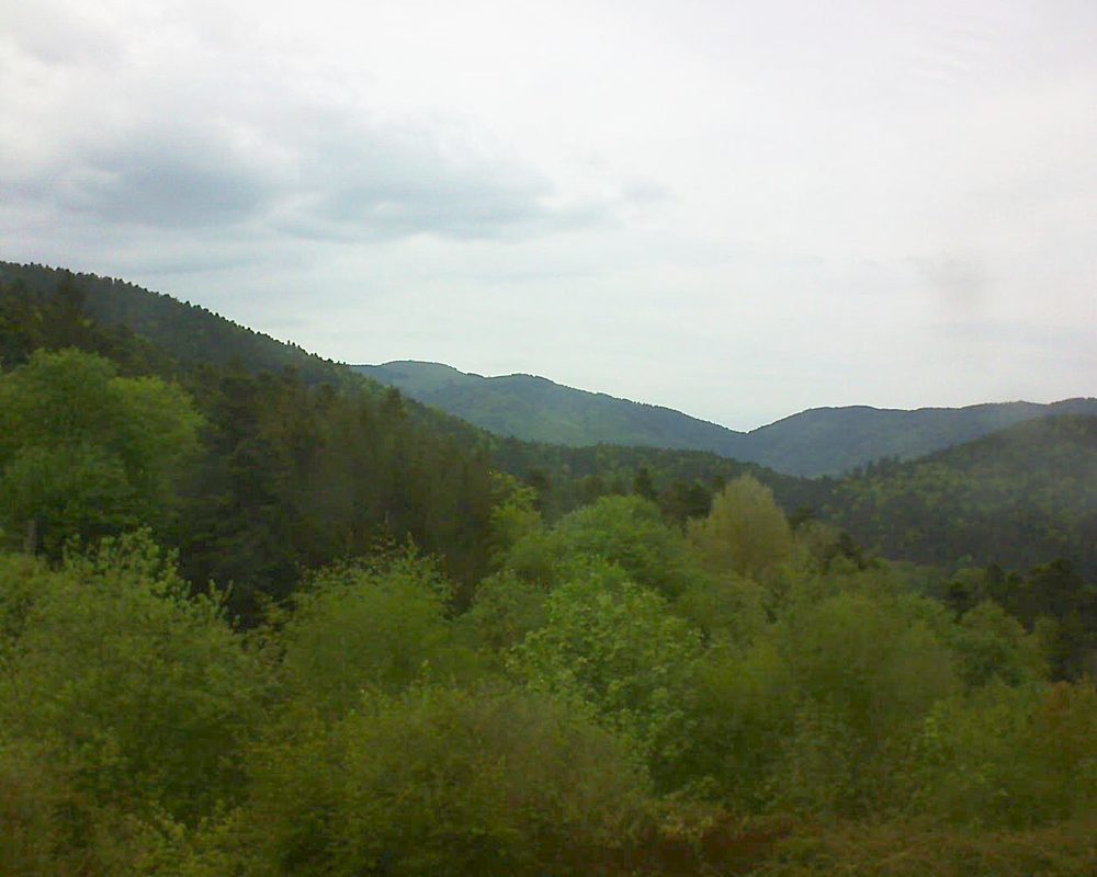 Le petit ballon vu depuis le Domaine Langmatt à Murbach le 02.05.2018 à 17:45 Le petit ballon (Alsace, Vosges) le 02.05.2018 à 17:45