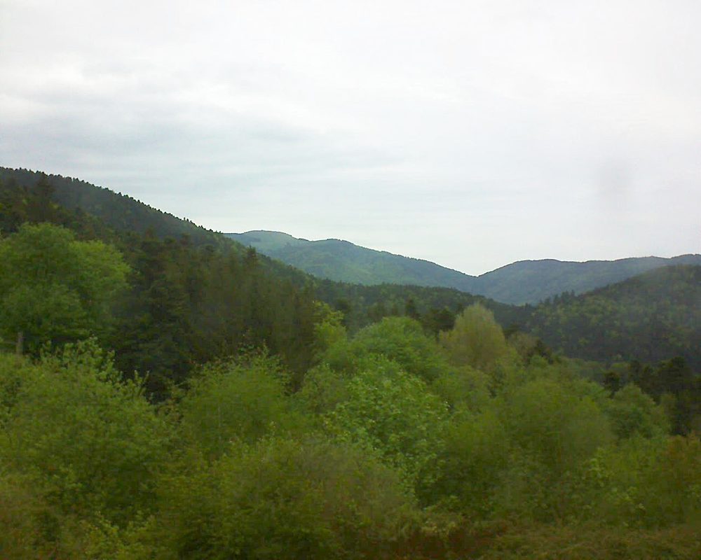 Le petit ballon vu depuis le Domaine Langmatt à Murbach le 02.05.2018 à 18:30 Le petit ballon (Alsace, Vosges) le 02.05.2018 à 18:30