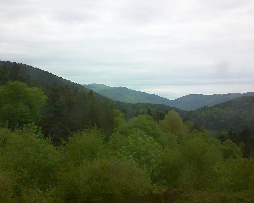 Le petit ballon vu depuis le Domaine Langmatt à Murbach le 02.05.2018 à 19:00 Le petit ballon (Alsace, Vosges) le 02.05.2018 à 19:00