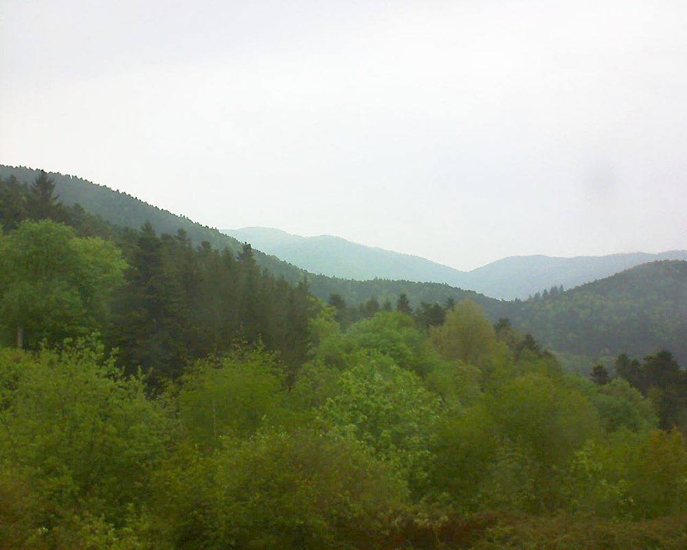 Le petit ballon vu depuis le Domaine Langmatt à Murbach le 03.05.2018 à 09:15 Le petit ballon (Alsace, Vosges) le 03.05.2018 à 09:15
