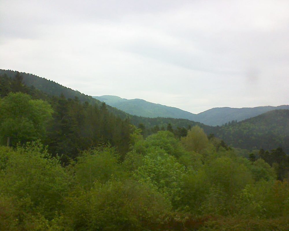 Le petit ballon vu depuis le Domaine Langmatt à Murbach le 03.05.2018 à 10:30 Le petit ballon (Alsace, Vosges) le 03.05.2018 à 10:30