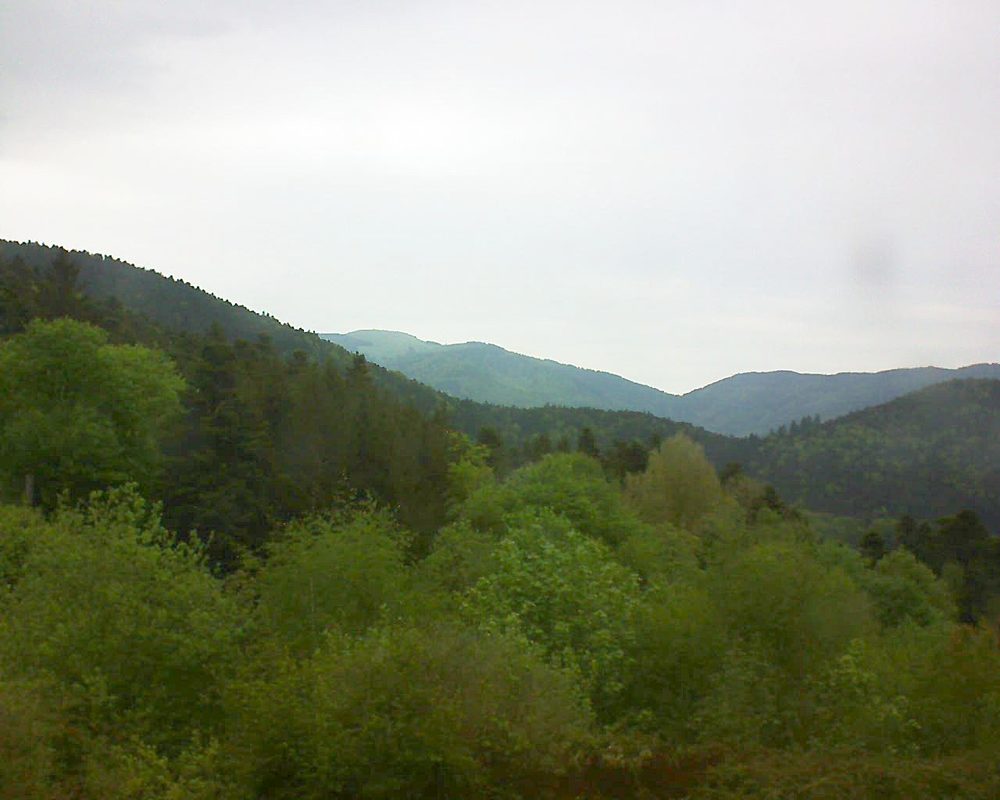 Le petit ballon vu depuis le Domaine Langmatt à Murbach le 03.05.2018 à 12:00 Le petit ballon (Alsace, Vosges) le 03.05.2018 à 12:00