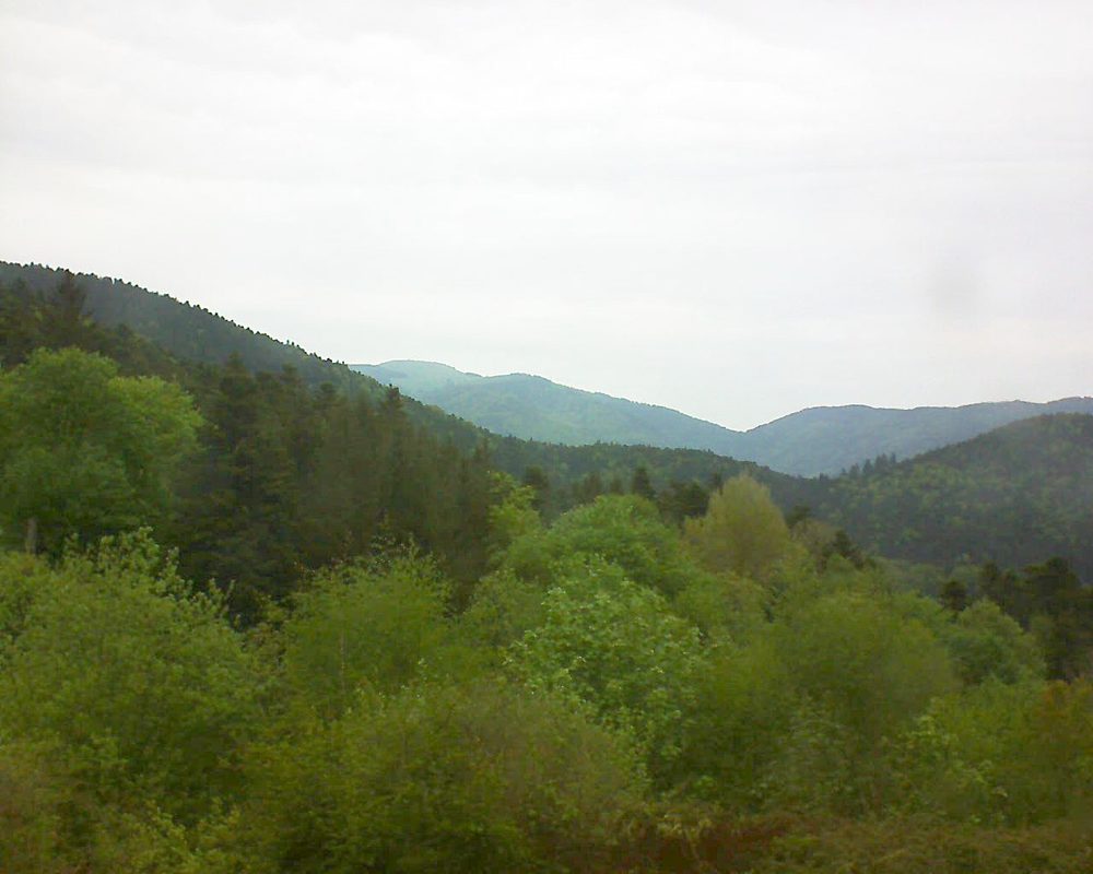 Le petit ballon vu depuis le Domaine Langmatt à Murbach le 03.05.2018 à 12:30 Le petit ballon (Alsace, Vosges) le 03.05.2018 à 12:30