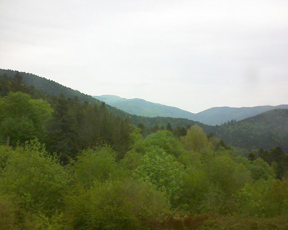 Le petit ballon vu depuis le Domaine Langmatt à Murbach le 03.05.2018 à 13:15 Le petit ballon (Alsace, Vosges) le 03.05.2018 à 13:15