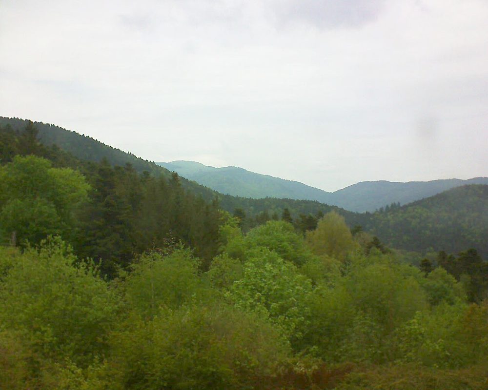 Le petit ballon vu depuis le Domaine Langmatt à Murbach le 03.05.2018 à 15:00 Le petit ballon (Alsace, Vosges) le 03.05.2018 à 15:00