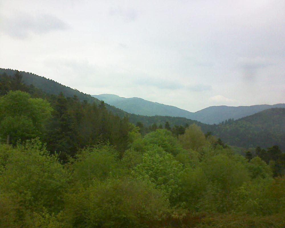 Le petit ballon vu depuis le Domaine Langmatt à Murbach le 03.05.2018 à 16:00 Le petit ballon (Alsace, Vosges) le 03.05.2018 à 16:00