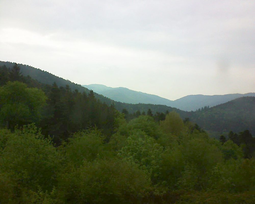 Le petit ballon vu depuis le Domaine Langmatt à Murbach le 03.05.2018 à 18:15 Le petit ballon (Alsace, Vosges) le 03.05.2018 à 18:15