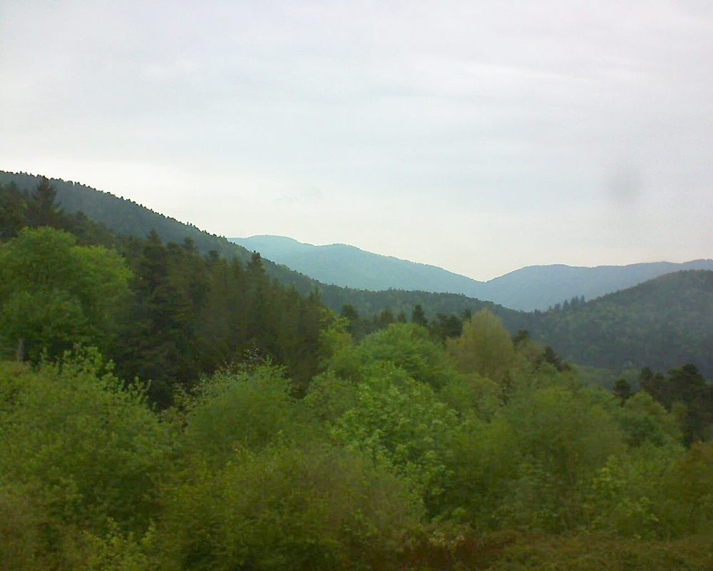 Le petit ballon vu depuis le Domaine Langmatt à Murbach le 03.05.2018 à 18:30 Le petit ballon (Alsace, Vosges) le 03.05.2018 à 18:30