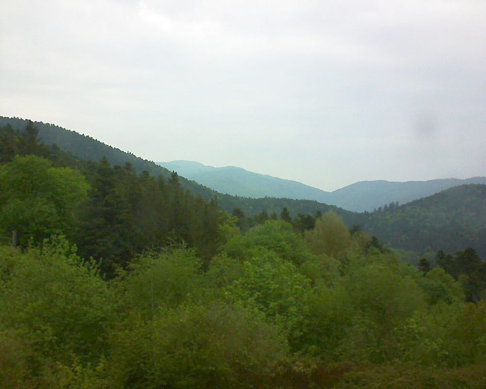 Le petit ballon vu depuis le Domaine Langmatt à Murbach le 03.05.2018 à 19:30 Le petit ballon (Alsace, Vosges) le 03.05.2018 à 19:30