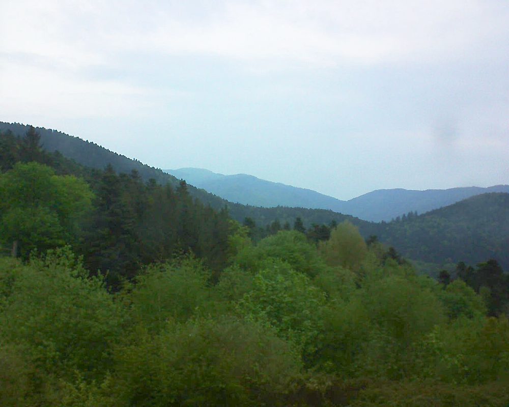 Le petit ballon vu depuis le Domaine Langmatt à Murbach le 03.05.2018 à 20:15 Le petit ballon (Alsace, Vosges) le 03.05.2018 à 20:15