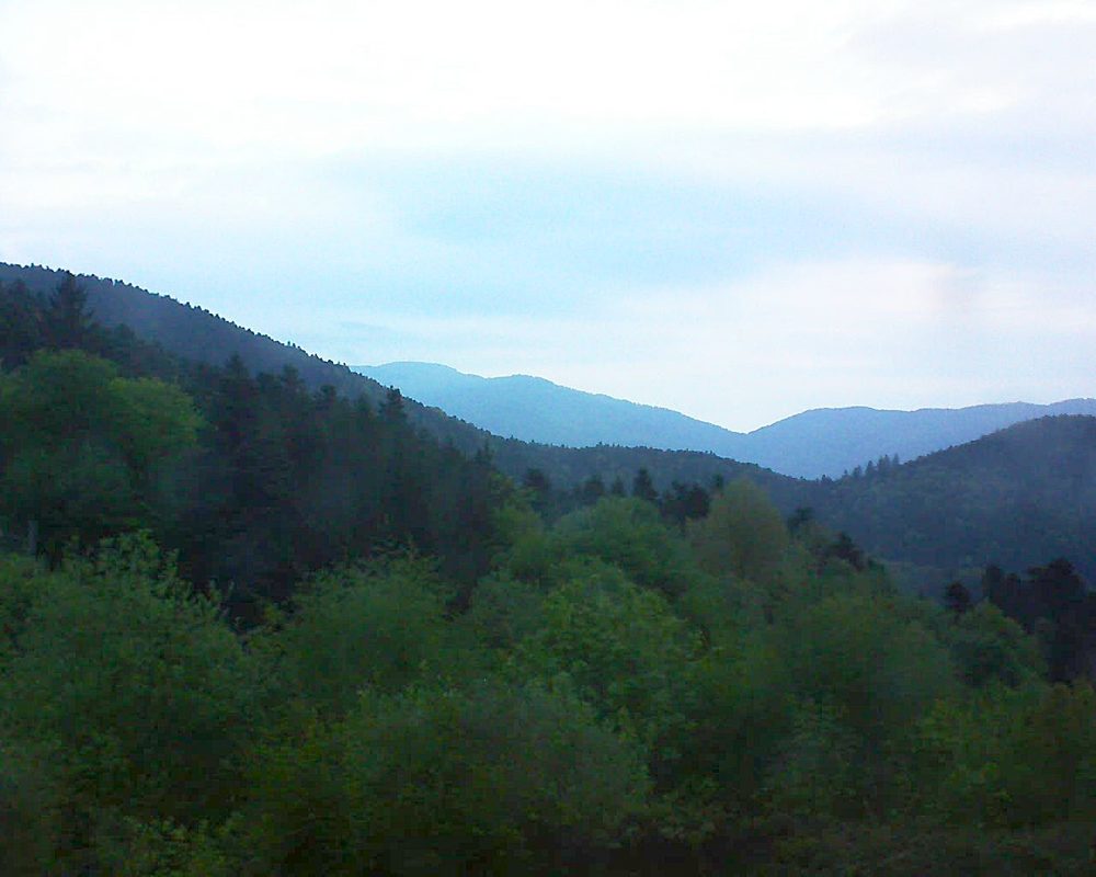 Le petit ballon vu depuis le Domaine Langmatt à Murbach le 04.05.2018 à 06:15 Le petit ballon (Alsace, Vosges) le 04.05.2018 à 06:15