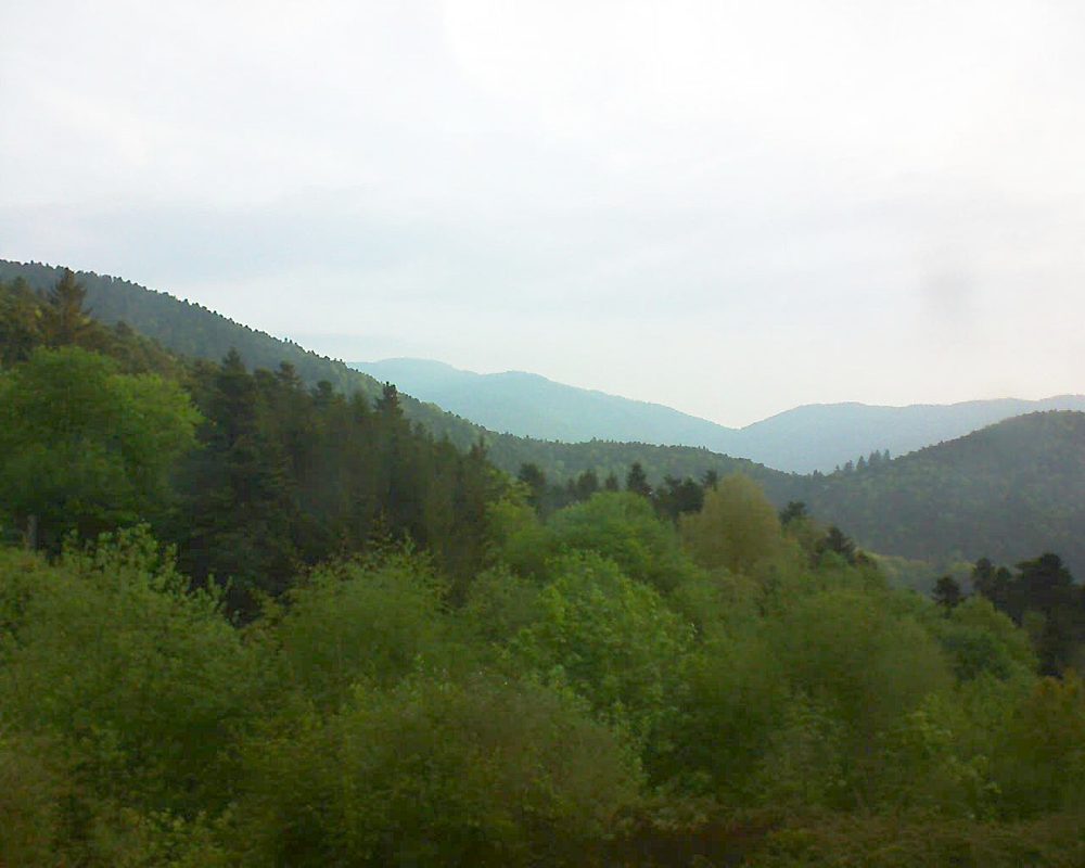 Le petit ballon vu depuis le Domaine Langmatt à Murbach le 04.05.2018 à 07:15 Le petit ballon (Alsace, Vosges) le 04.05.2018 à 07:15