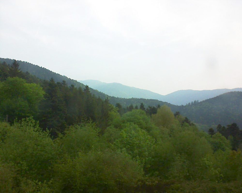 Le petit ballon vu depuis le Domaine Langmatt à Murbach le 04.05.2018 à 07:30 Le petit ballon (Alsace, Vosges) le 04.05.2018 à 07:30