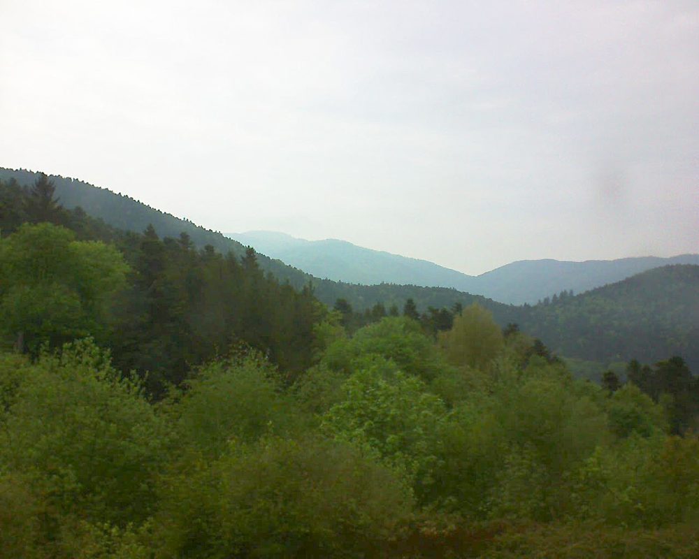 Le petit ballon vu depuis le Domaine Langmatt à Murbach le 04.05.2018 à 09:30 Le petit ballon (Alsace, Vosges) le 04.05.2018 à 09:30