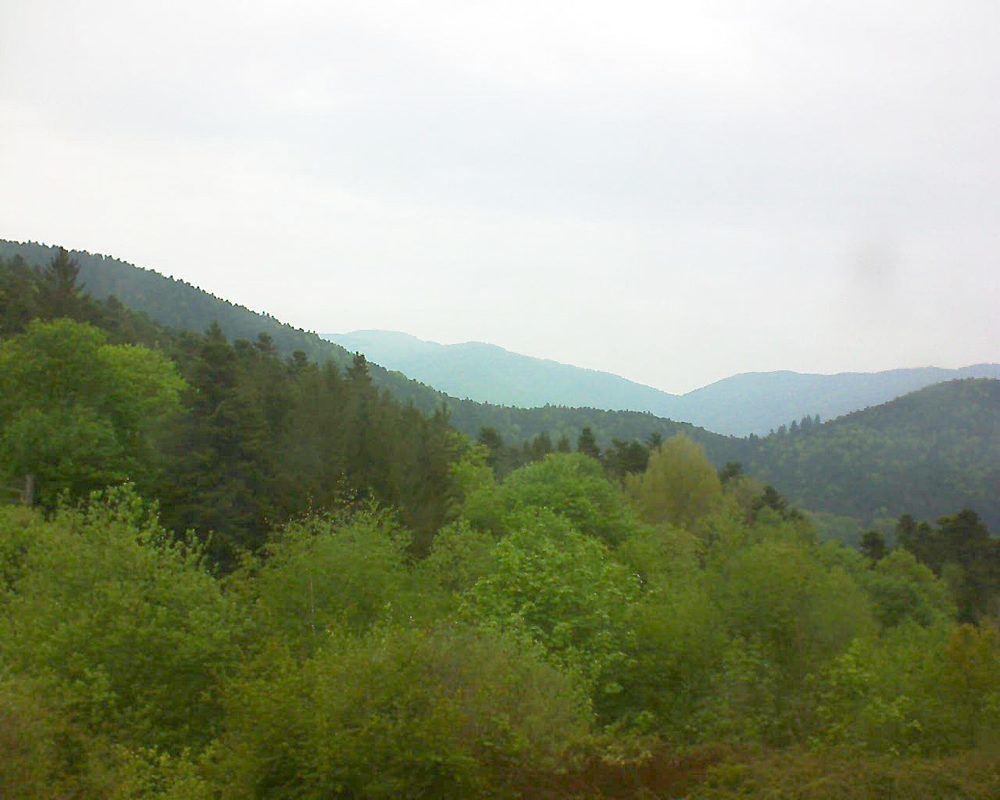 Le petit ballon vu depuis le Domaine Langmatt à Murbach le 04.05.2018 à 10:00 Le petit ballon (Alsace, Vosges) le 04.05.2018 à 10:00