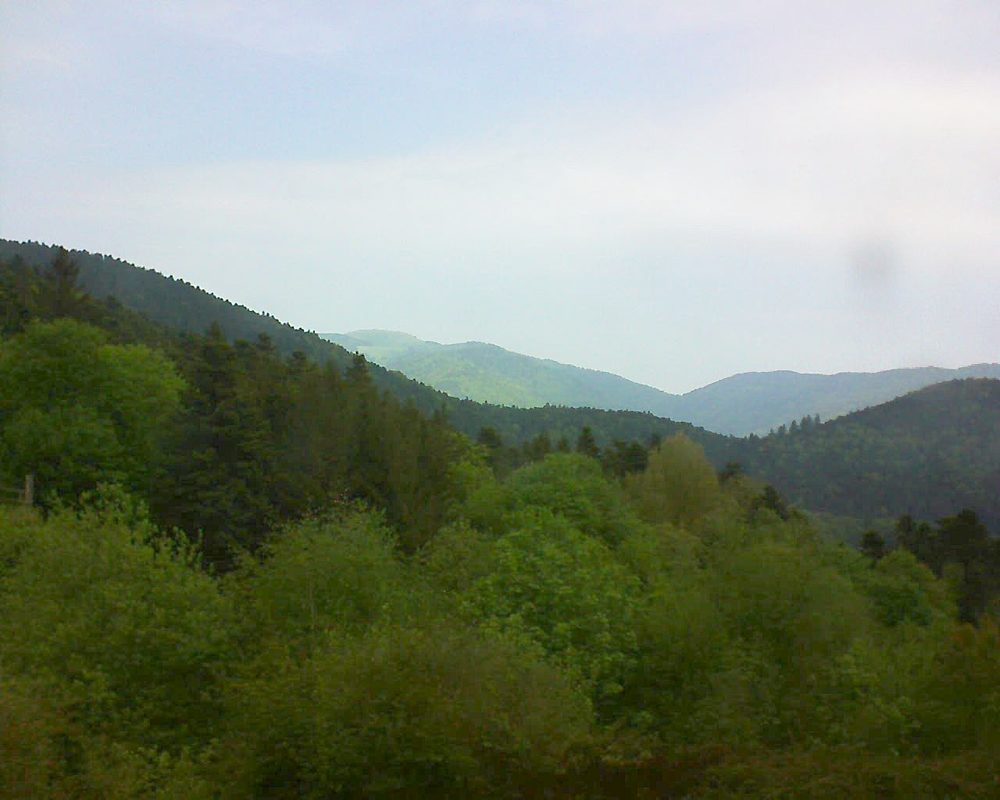 Le petit ballon vu depuis le Domaine Langmatt à Murbach le 04.05.2018 à 11:15 Le petit ballon (Alsace, Vosges) le 04.05.2018 à 11:15