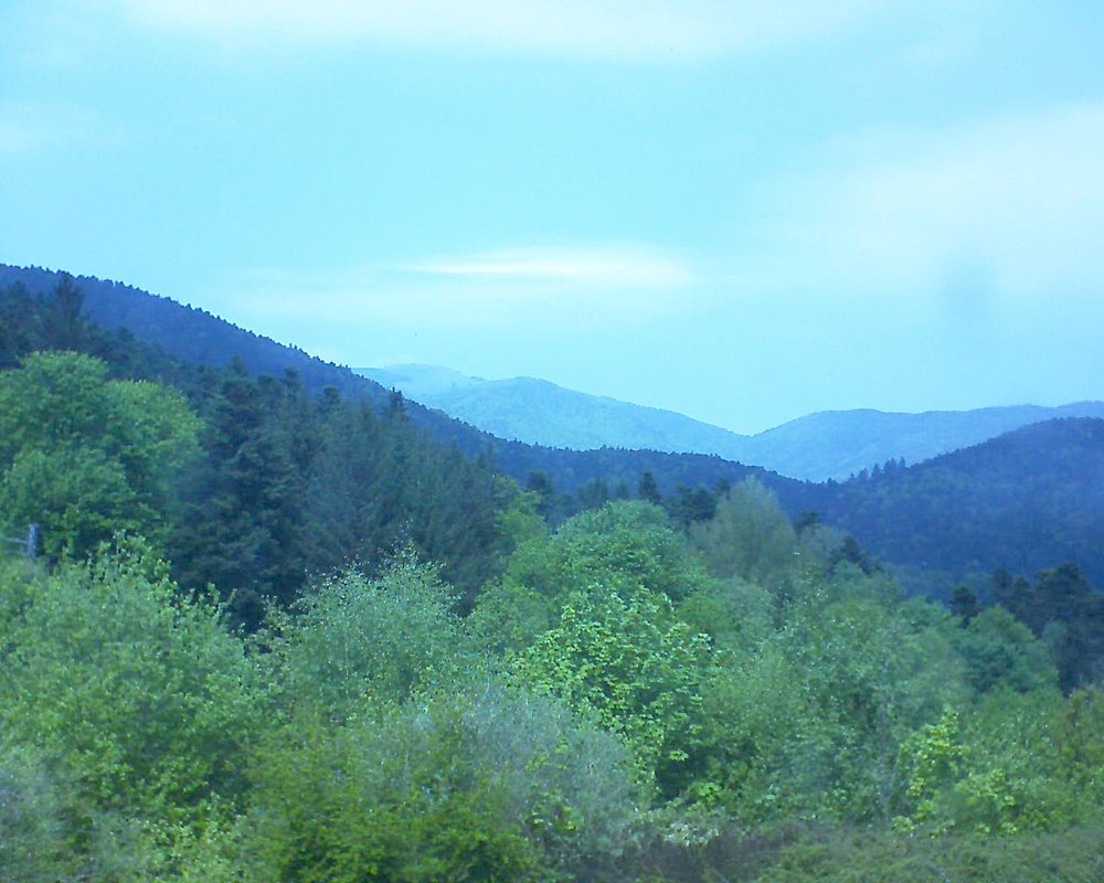 Le petit ballon vu depuis le Domaine Langmatt à Murbach le 04.05.2018 à 14:00 Le petit ballon (Alsace, Vosges) le 04.05.2018 à 14:00