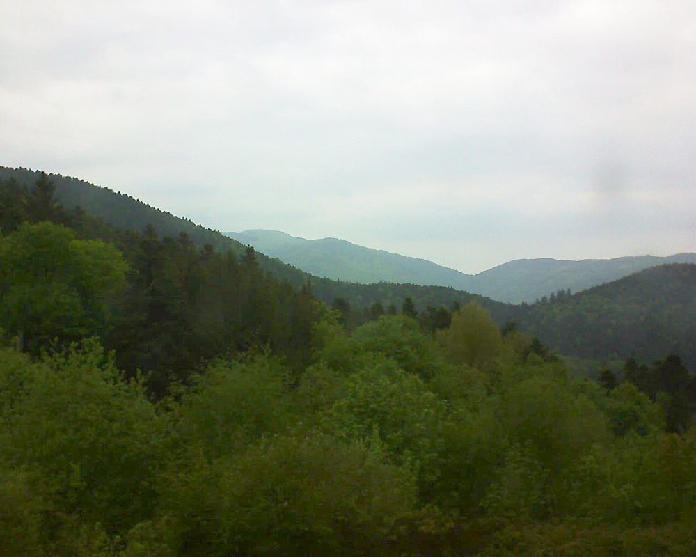 Le petit ballon vu depuis le Domaine Langmatt à Murbach le 04.05.2018 à 17:00 Le petit ballon (Alsace, Vosges) le 04.05.2018 à 17:00