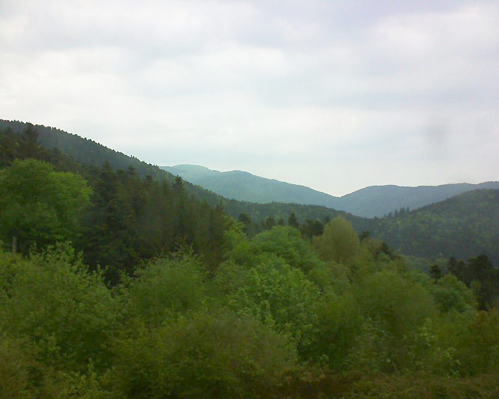 Le petit ballon vu depuis le Domaine Langmatt à Murbach le 04.05.2018 à 18:30 Le petit ballon (Alsace, Vosges) le 04.05.2018 à 18:30