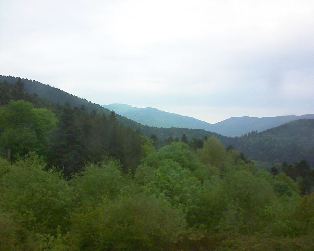 Le petit ballon vu depuis le Domaine Langmatt à Murbach le 04.05.2018 à 20:00 Le petit ballon (Alsace, Vosges) le 04.05.2018 à 20:00