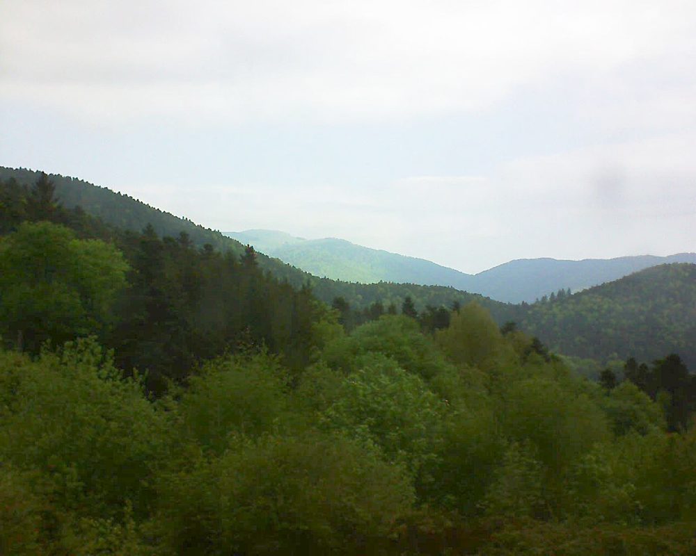 Le petit ballon vu depuis le Domaine Langmatt à Murbach le 05.05.2018 à 10:00 Le petit ballon (Alsace, Vosges) le 05.05.2018 à 10:00