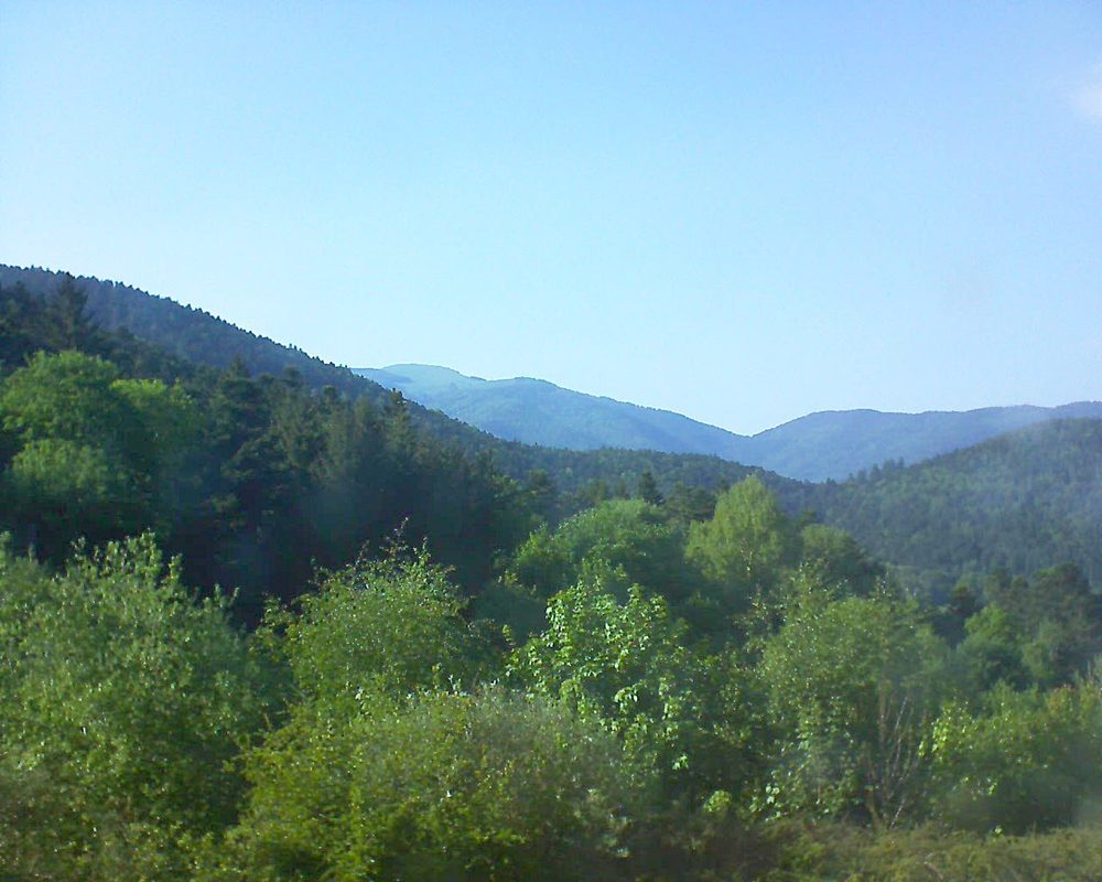 Le petit ballon vu depuis le Domaine Langmatt à Murbach le 06.05.2018 à 18:00 Le petit ballon (Alsace, Vosges) le 06.05.2018 à 18:00