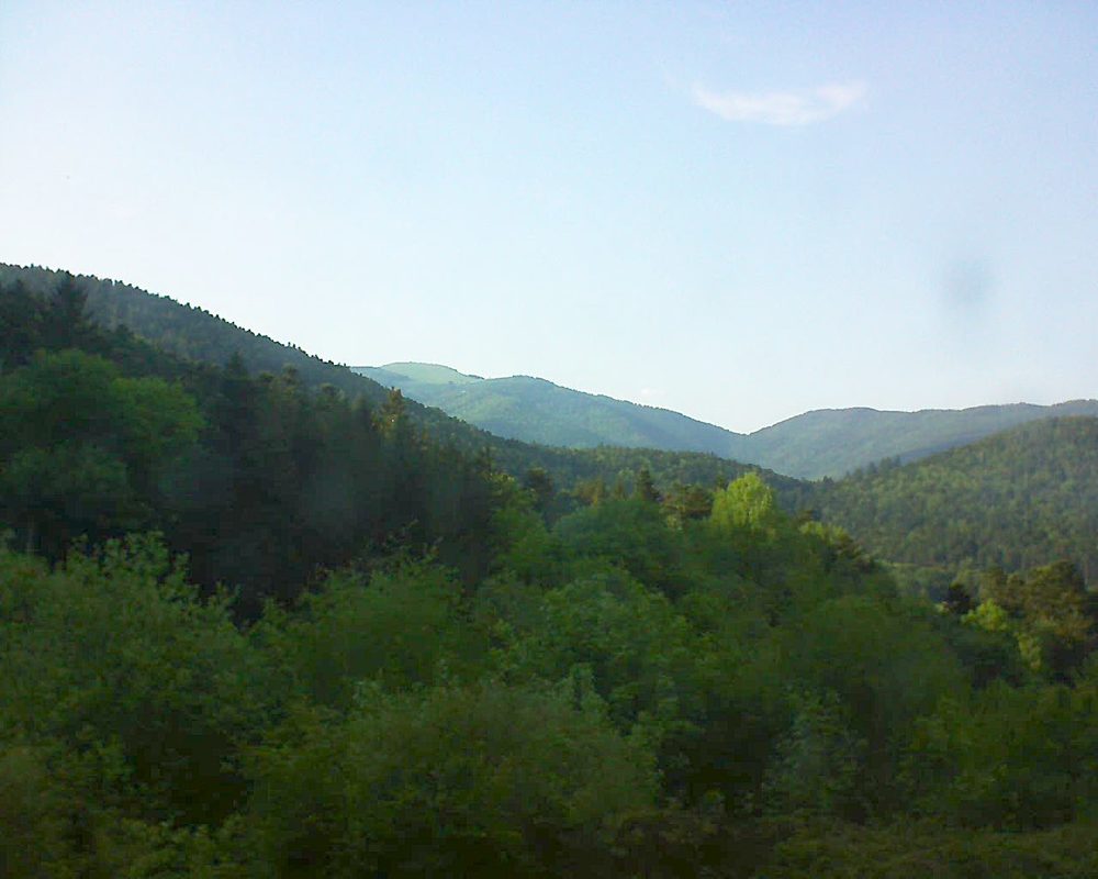 Le petit ballon vu depuis le Domaine Langmatt à Murbach le 08.05.2018 à 18:30 Le petit ballon (Alsace, Vosges) le 08.05.2018 à 18:30