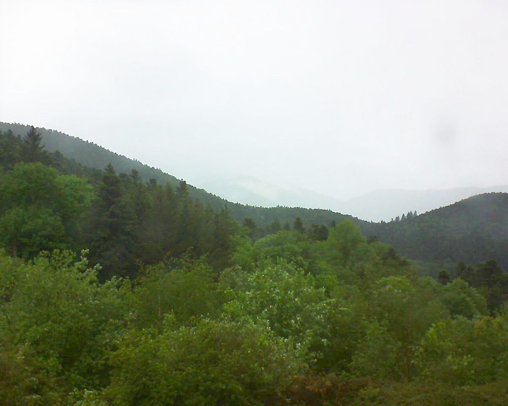 Le petit ballon vu depuis le Domaine Langmatt à Murbach le 10.05.2018 à 08:15 Le petit ballon (Alsace, Vosges) le 10.05.2018 à 08:15